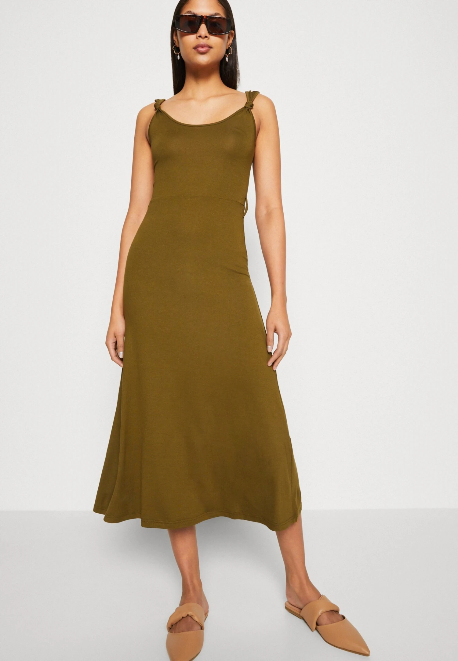 Anna Field Vestido Ligero - Olive 6 Anna Field Vestido Ligero - Olive - Image 4
